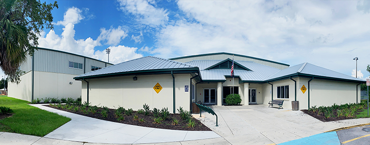 Front of Harold Avenue Regional Park Recreation Center